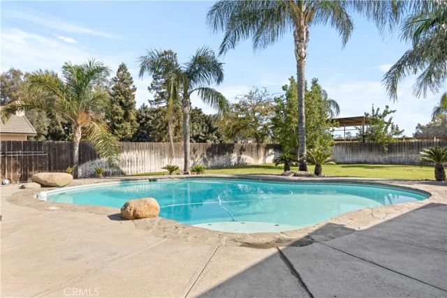 1523 Kuhio Street, Bakersfield, CA 93313