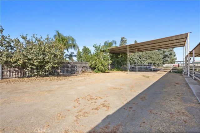 1523 Kuhio Street, Bakersfield, CA 93313