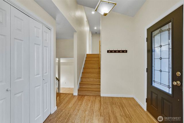 13009 SE 49th Street, Bellevue, WA 98006