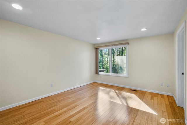 13009 SE 49th Street, Bellevue, WA 98006