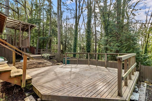 13009 SE 49th Street, Bellevue, WA 98006