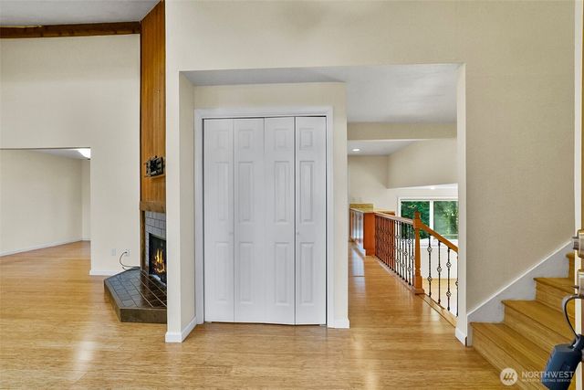 13009 SE 49th Street, Bellevue, WA 98006