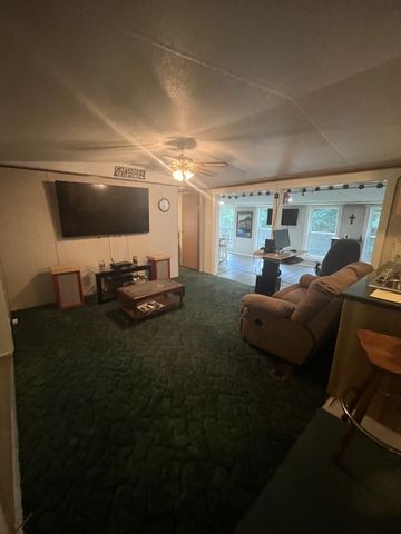 142 Oak Park Dr, Sugar Tree, TN 38380
