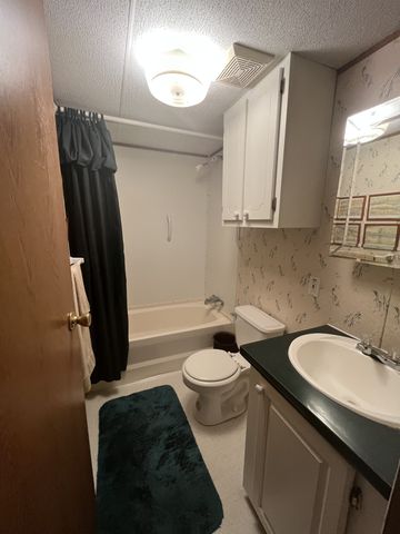 142 Oak Park Dr, Sugar Tree, TN 38380
