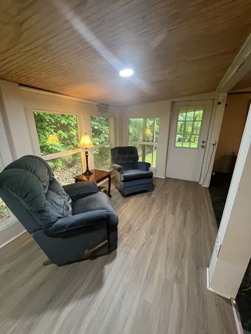 142 Oak Park Dr, Sugar Tree, TN 38380