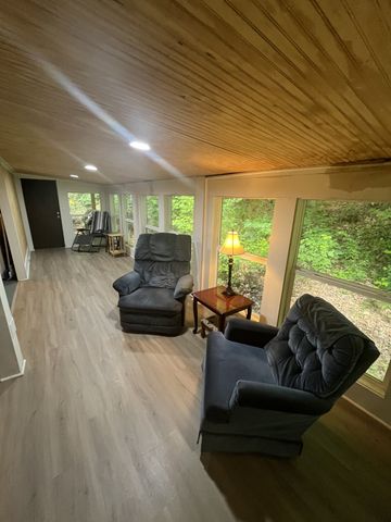 142 Oak Park Dr, Sugar Tree, TN 38380
