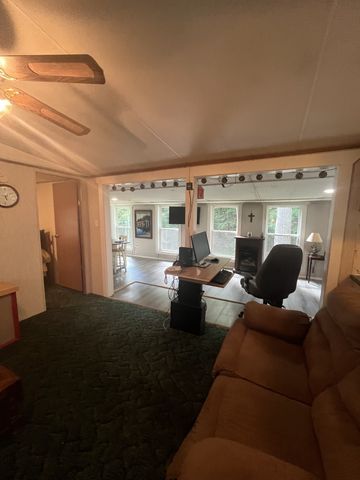 142 Oak Park Dr, Sugar Tree, TN 38380