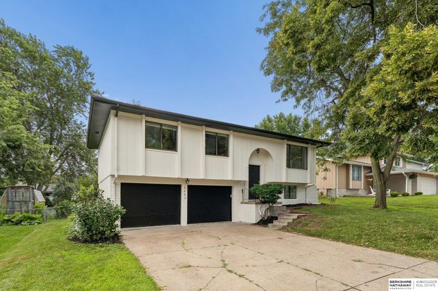 5085 S 105th Street, Omaha, NE 68127