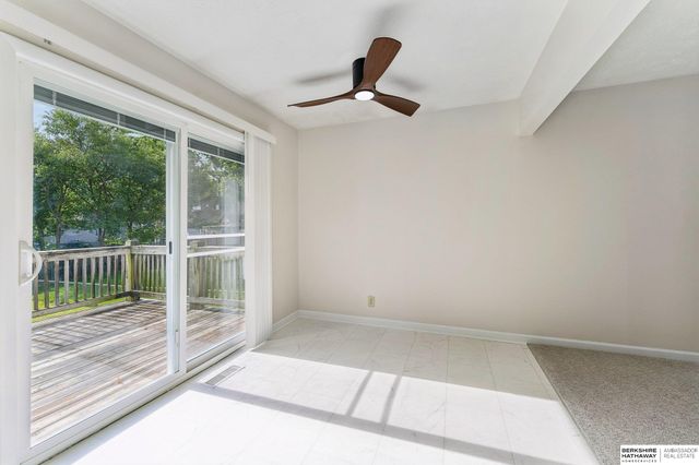 5085 S 105th Street, Omaha, NE 68127