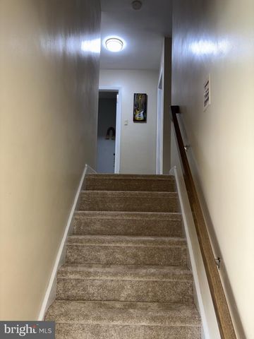 402 GROSSTOWN RD, Stowe, PA 19464