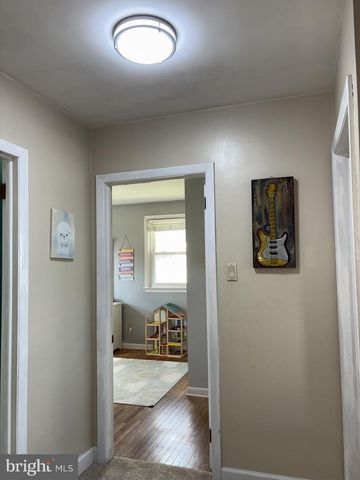 402 GROSSTOWN RD, Stowe, PA 19464
