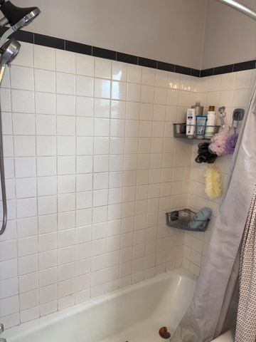402 GROSSTOWN RD, Stowe, PA 19464