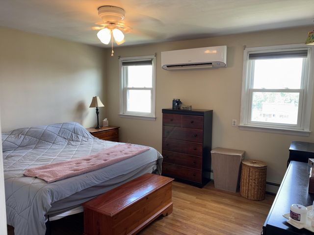 402 GROSSTOWN RD, Stowe, PA 19464