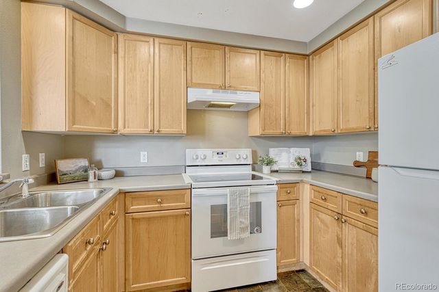 2818 Syracuse Street 218, Denver, CO 80238