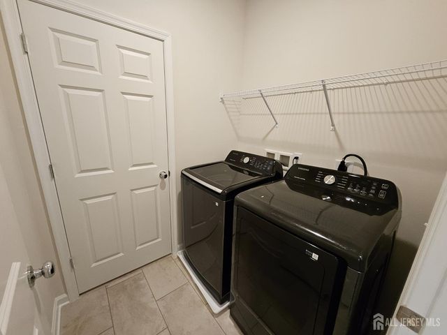 605 parker Boulevard, West Windsor, NJ 08550