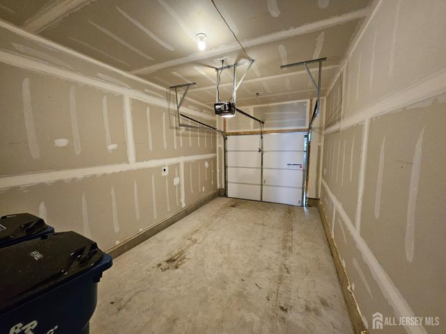 605 parker Boulevard, West Windsor, NJ 08550