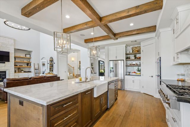 2409 E X Street, Deer Park, TX 77536