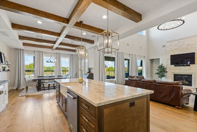 2409 E X Street, Deer Park, TX 77536