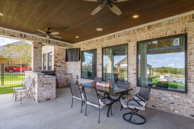 2409 E X Street, Deer Park, TX 77536