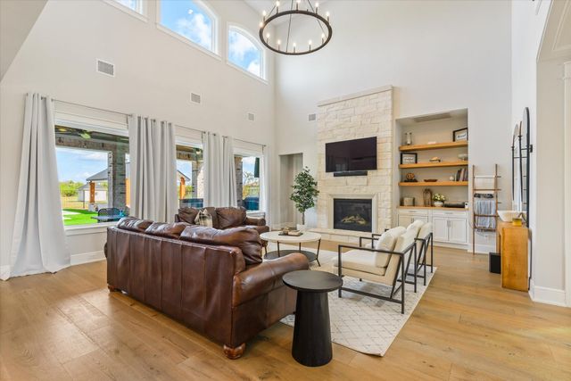 2409 E X Street, Deer Park, TX 77536