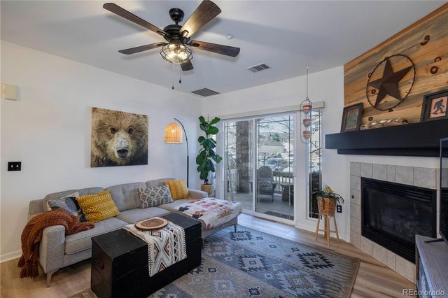 8389 S Independence Circle 11-103, Littleton, CO 80128