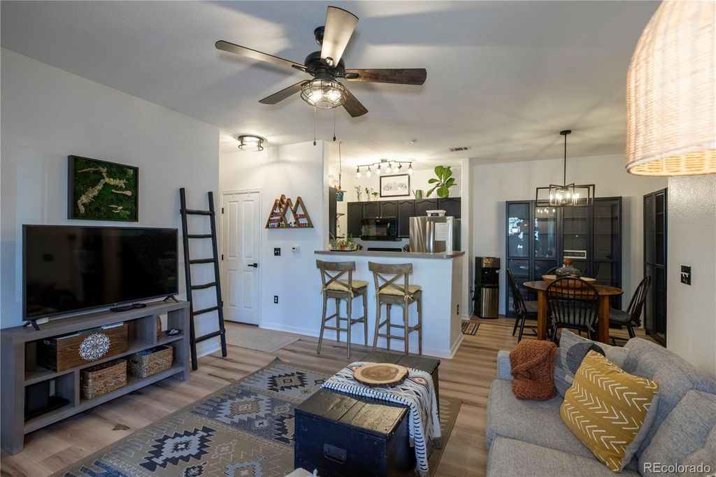 8389 S Independence Circle 11-103, Littleton, CO 80128