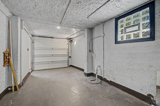 2855 Shaffer Avenue, Cincinnati, OH 45211