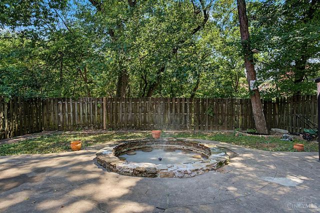 2855 Shaffer Avenue, Cincinnati, OH 45211