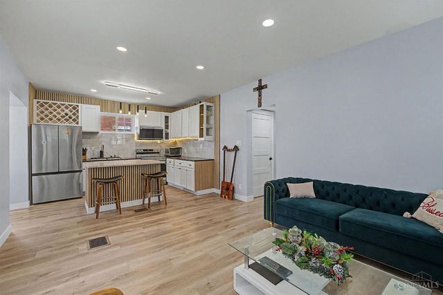 2855 Shaffer Avenue, Cincinnati, OH 45211