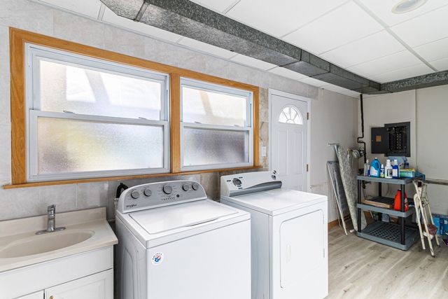 2430 S Shag Bark Trail, Arlington Heights, IL 60005