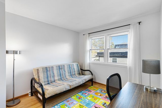 2430 S Shag Bark Trail, Arlington Heights, IL 60005