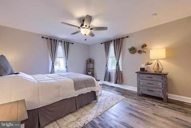 345 W CARPENTER AVE, Myerstown, PA 17067