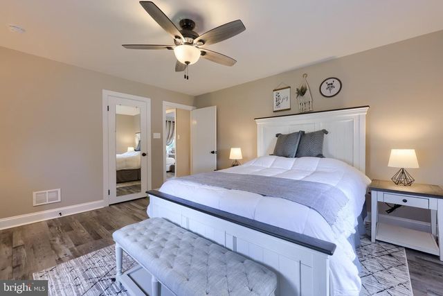 345 W CARPENTER AVE, Myerstown, PA 17067