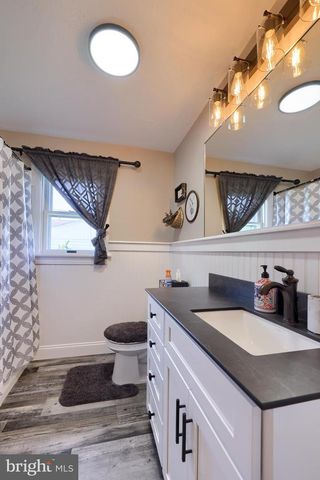 345 W CARPENTER AVE, Myerstown, PA 17067