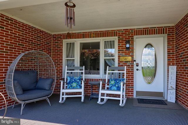345 W CARPENTER AVE, Myerstown, PA 17067