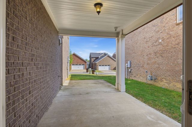 3725 Hoggett Ford Rd, Hermitage, TN 37076