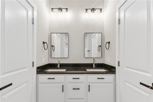 1105 East Main Street A, Brenham, TX 77833