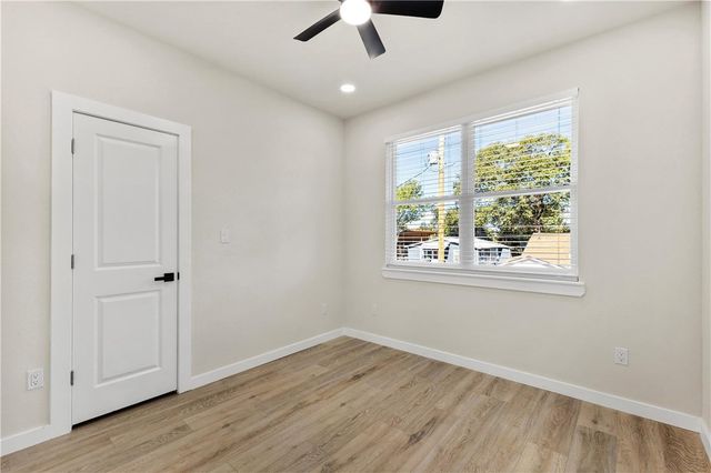 1105 East Main Street A, Brenham, TX 77833