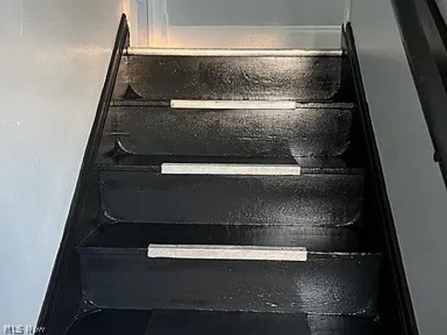 10112 Aetna Road, Cleveland, OH 44105