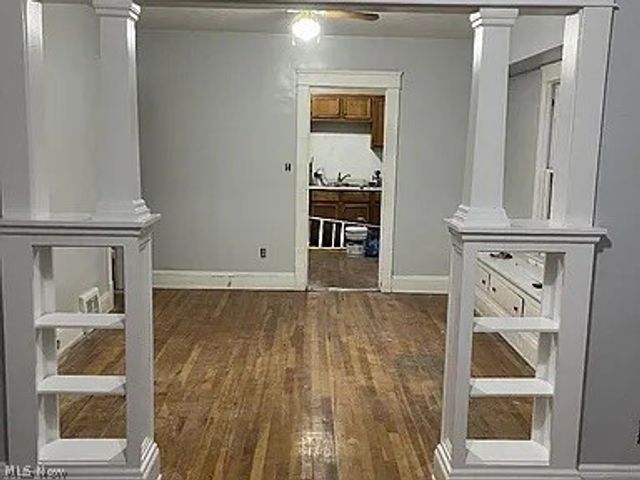 10112 Aetna Road, Cleveland, OH 44105