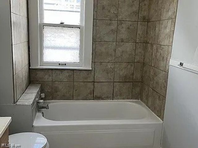 10112 Aetna Road, Cleveland, OH 44105