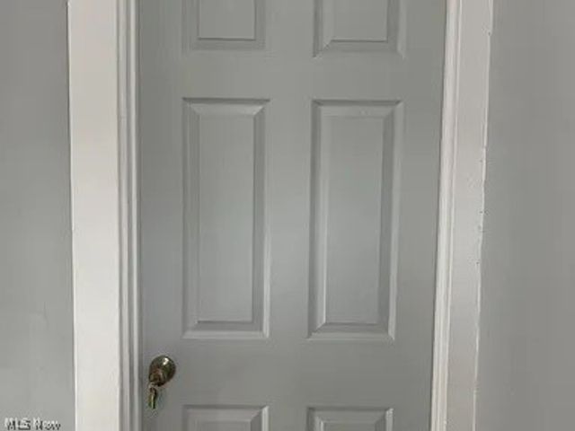 10112 Aetna Road, Cleveland, OH 44105