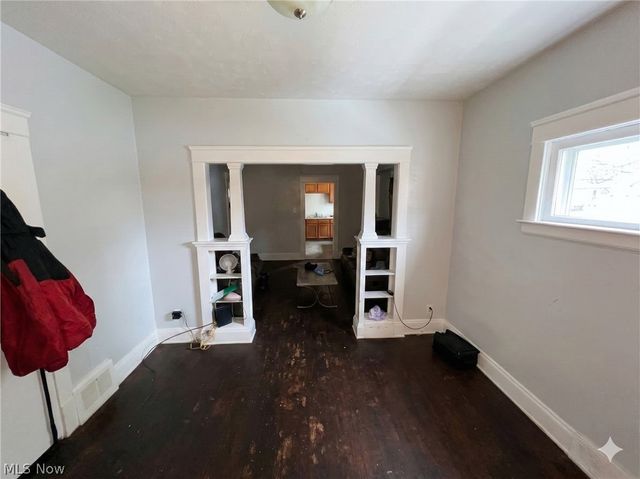 10112 Aetna Road, Cleveland, OH 44105