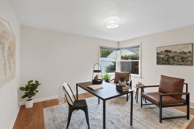 1104 E 43rd Ave, Spokane, WA 99203