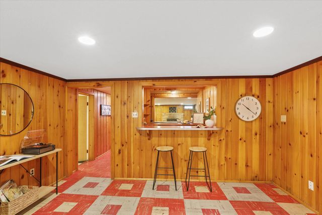 1104 E 43rd Ave, Spokane, WA 99203