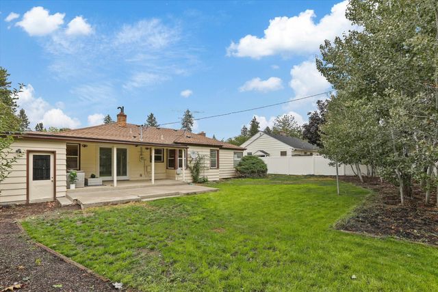 1104 E 43rd Ave, Spokane, WA 99203
