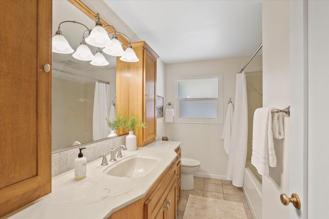 1104 E 43rd Ave, Spokane, WA 99203