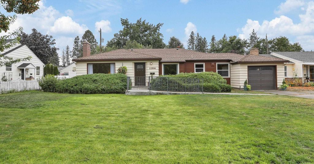 1104 E 43rd Ave, Spokane, WA 99203