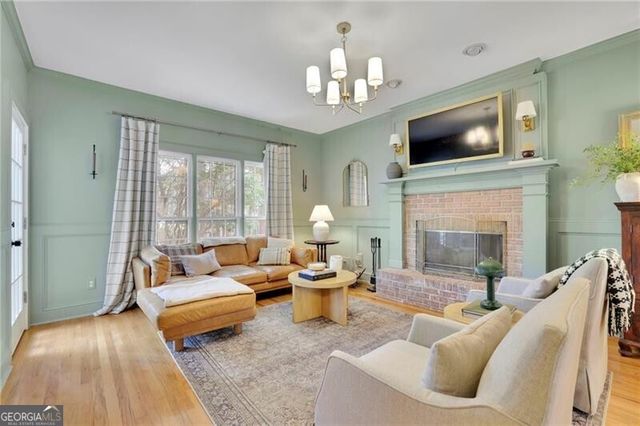 1069 Sunny Field Lane, Lawrenceville, GA 30043