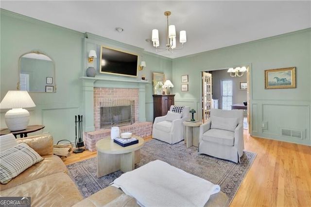 1069 Sunny Field Lane, Lawrenceville, GA 30043